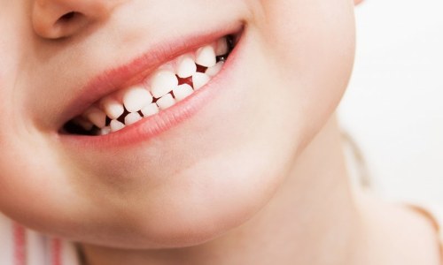В каком возрасте у человека прекращается рост зубов?